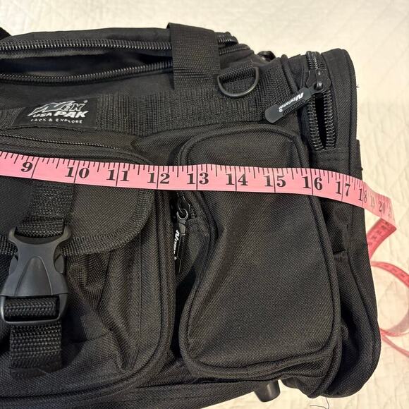 NEX USA PAK Pack & Explore Duffle Bag Black SzOS Travel Carry-On Sporty Vacation - Picture 7 of 9